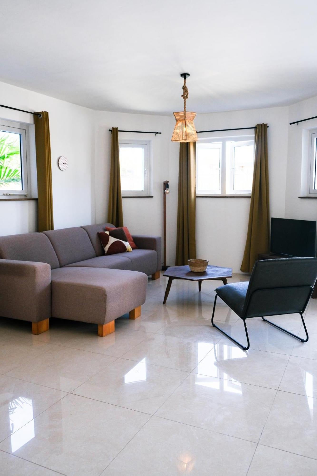 Tiki Blou - Mini Resort Centraal Gelegen Tussen Mambo Beach & Jan Thiel วิลเลมสตัด ภายนอก รูปภาพ
